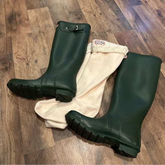 Hunter Tall Boots Green Sz 8 Includes Boot Socks - Picture 2 of 9
